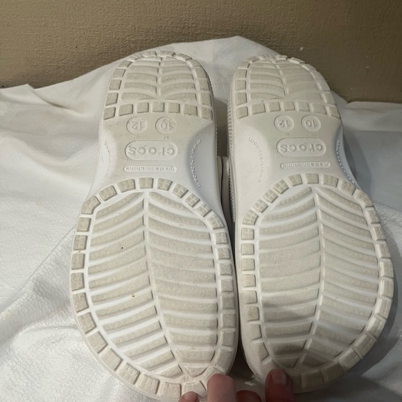 Crocs Classic Clogs - Picture 7 of 9